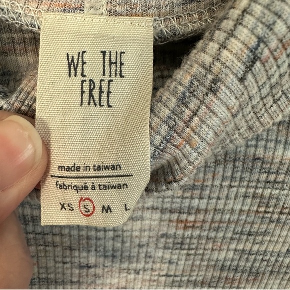 We The Free Women’s Long Sleeve Cowl Neck Gray Multicolored Ribbed Tunic Sz S GU - Picture 4 of 8